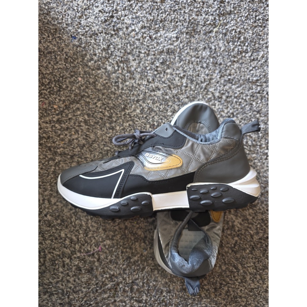 Fashion Shoes GSYCX NWOT.  Mens Size 9.5.